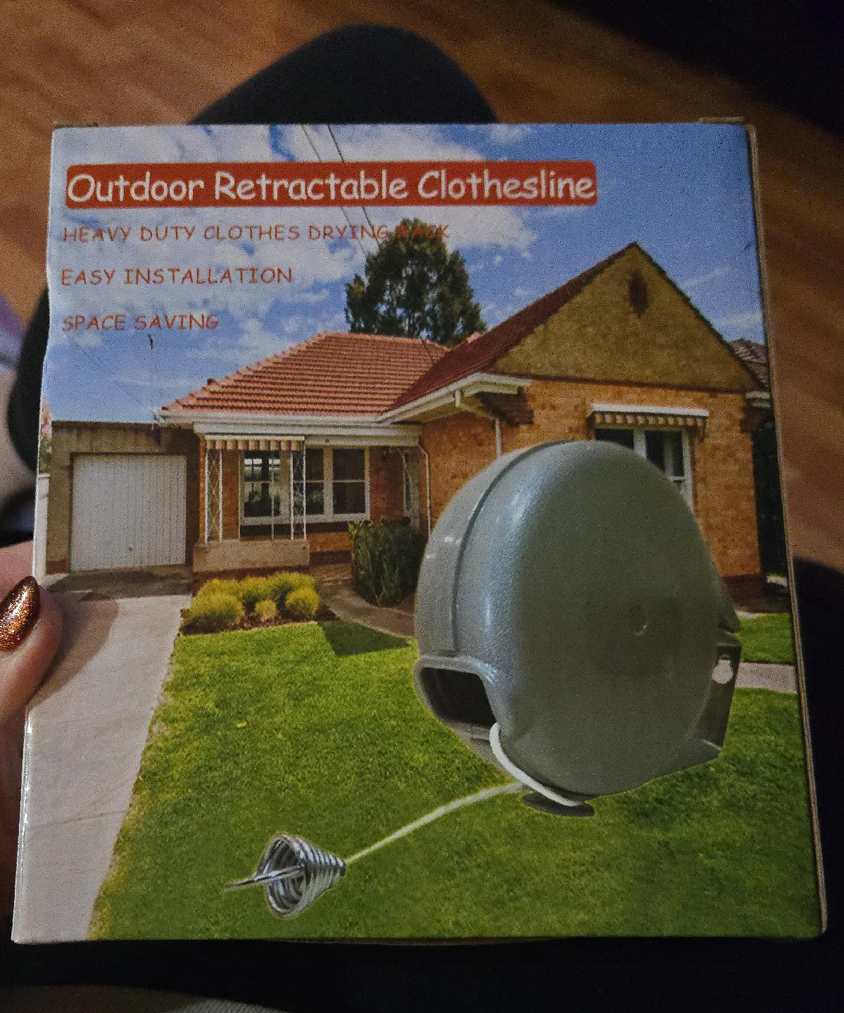 Outdoor Retractable Clothesline thumbnail