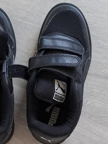 Puma Black Sneakers with Velcro Straps