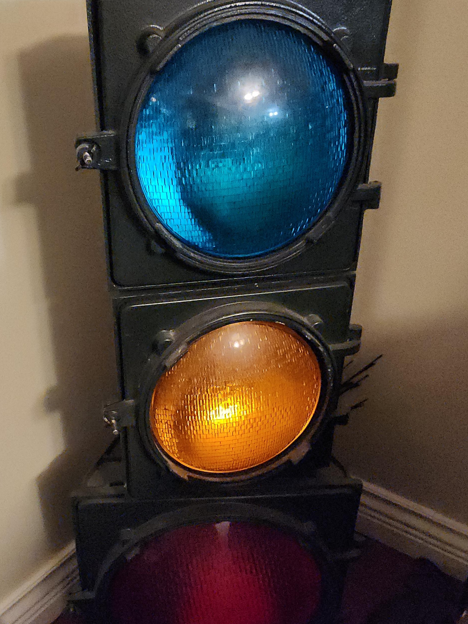 Vintage Traffic Light thumbnail