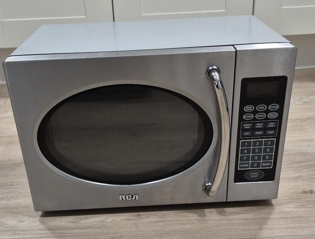 🥕RCA Microwave Oven thumbnail