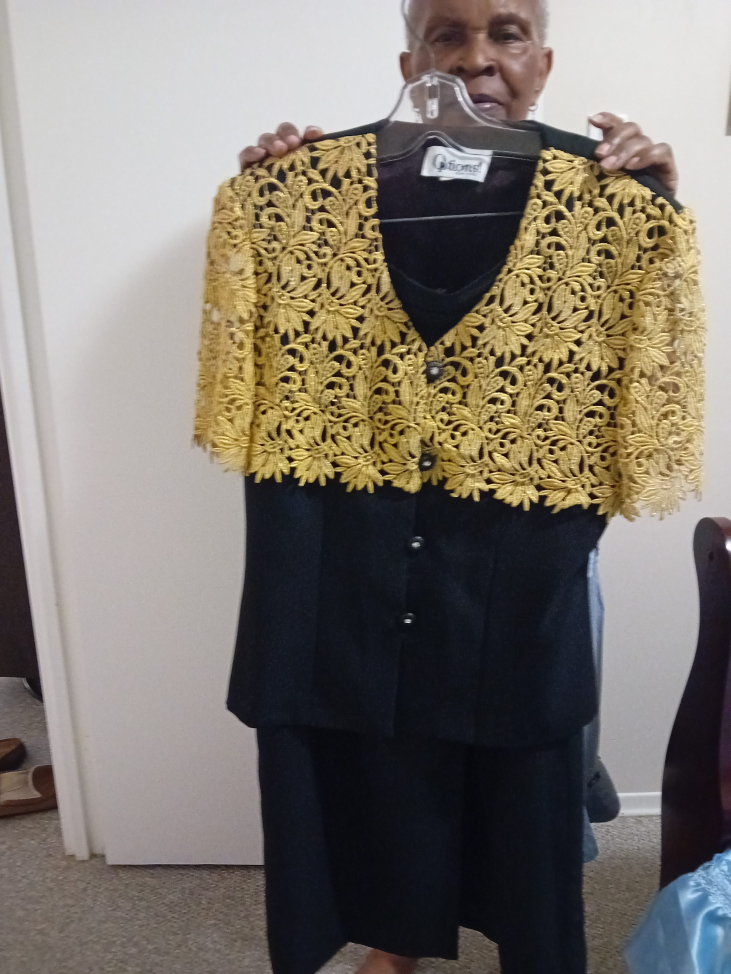 Options! Women's Black & Gold Lace Suit