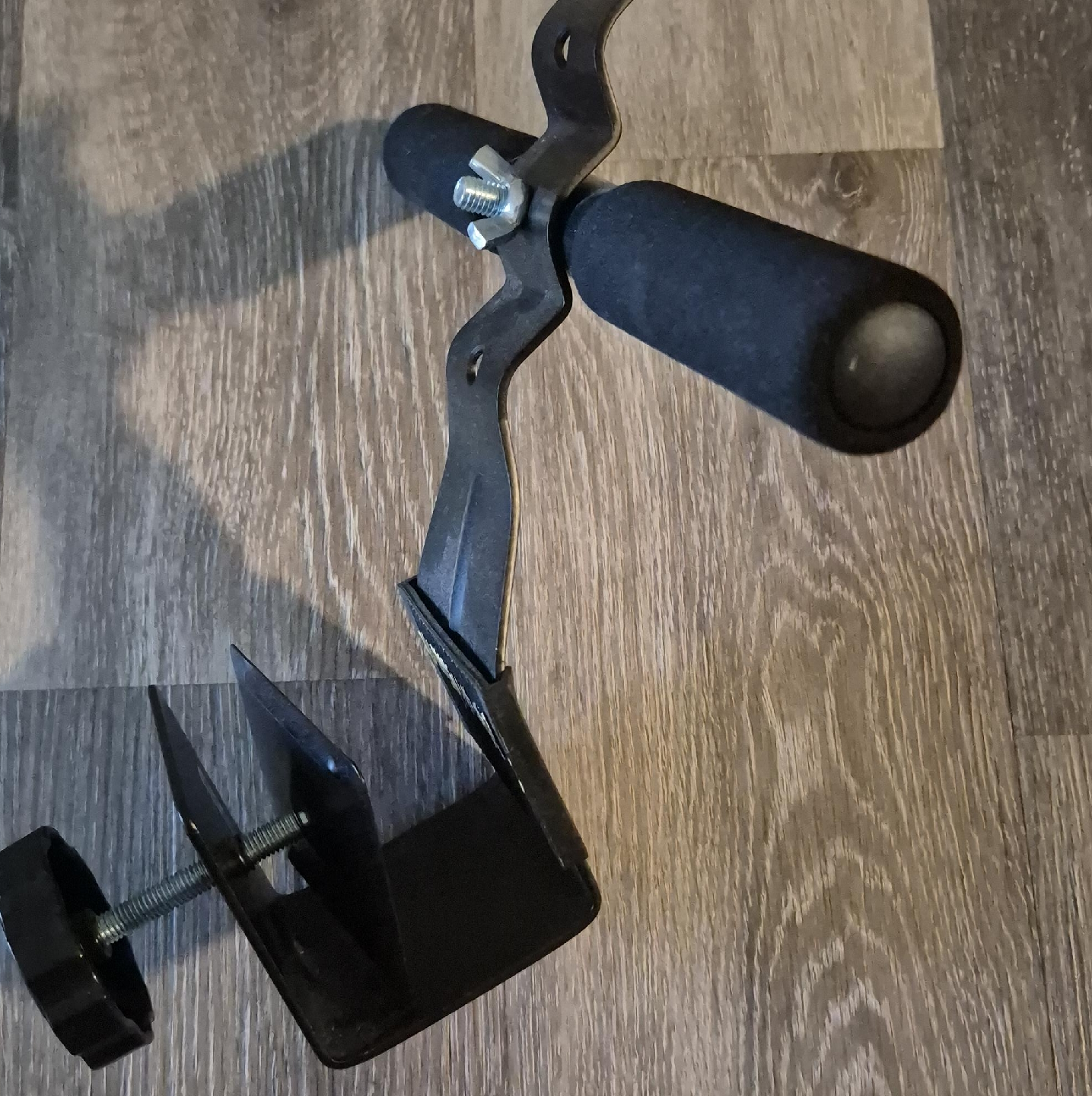 Sit-Up Assistant Device thumbnail