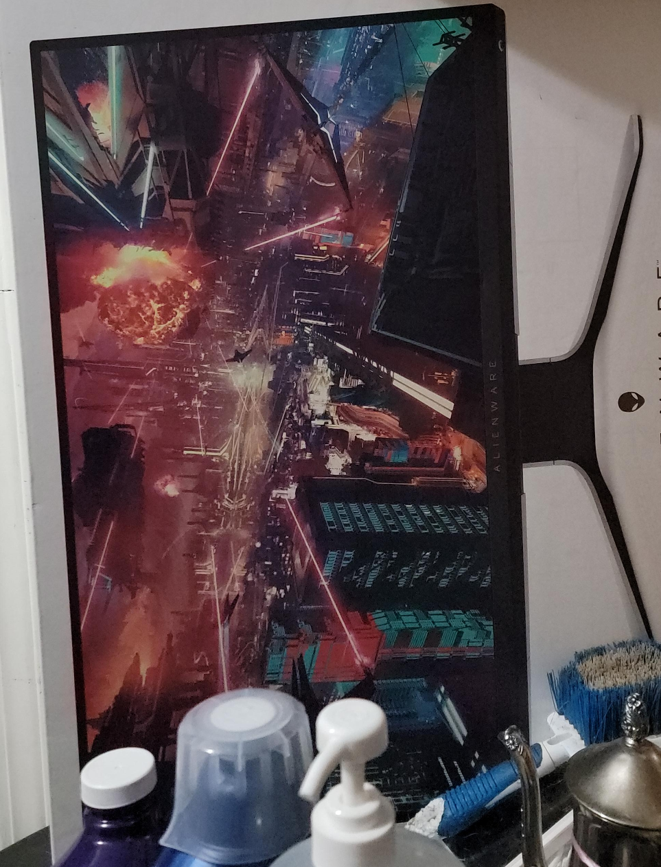 Alienware 27 Gaming Monitor AW2720HF thumbnail