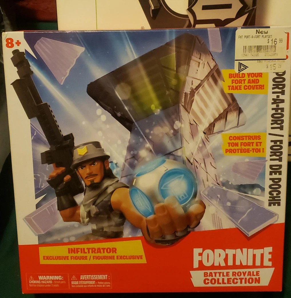 New Fortnite Port-A-Fort Playset - Infiltrator Figure