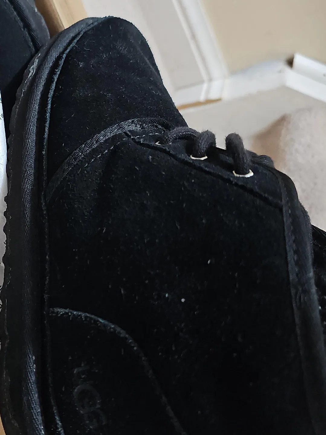 UGG Neumel Chukka Boots - Black - Size 5