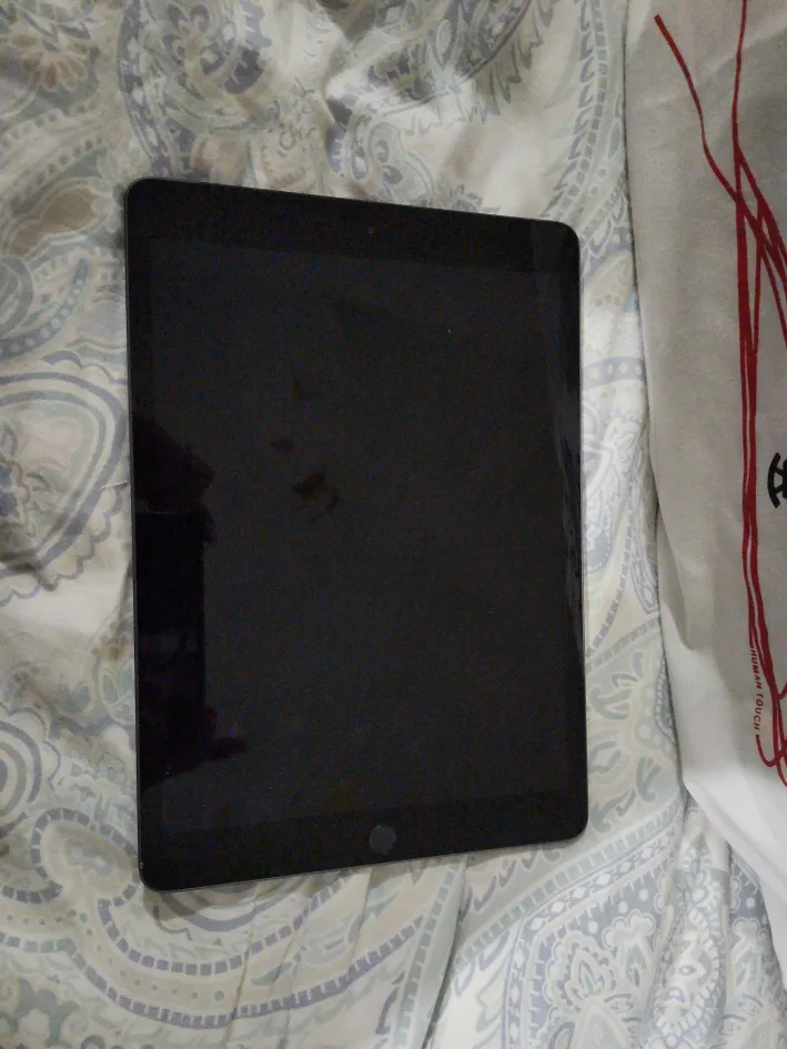 Apple iPad 7th Gen 32GB