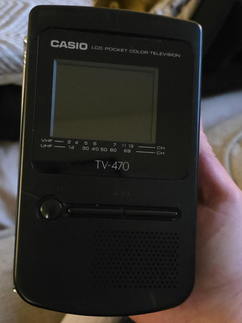 Casio LCD Pocket Color Television TV-470 thumbnail