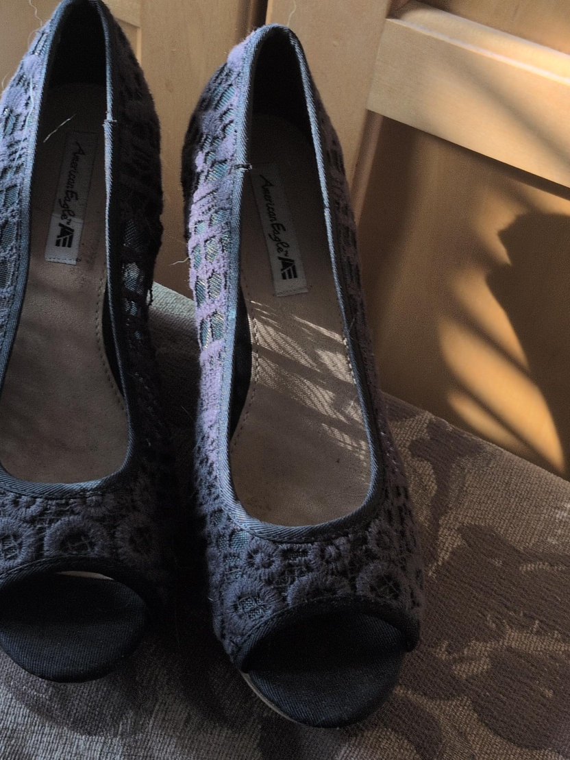 American Eagle Wedge Heels - Size 7 thumbnail