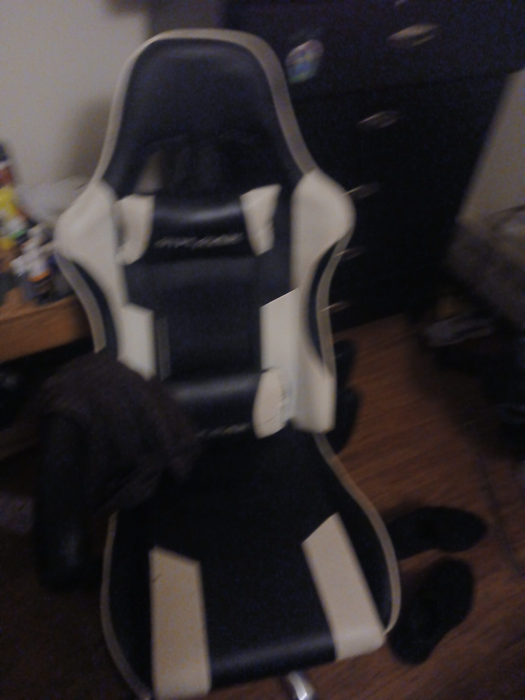 Gaming Chair - Black and White thumbnail