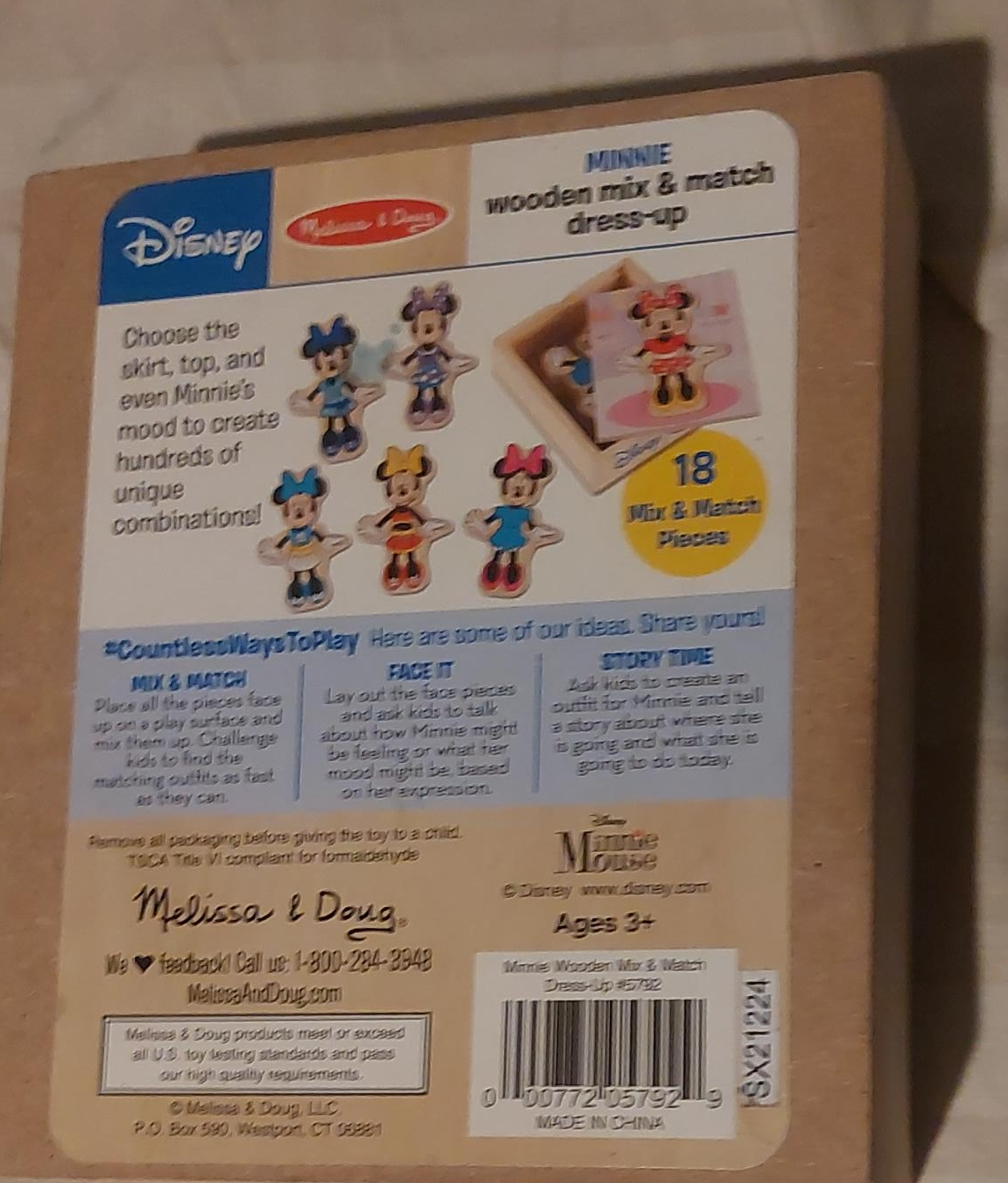 Disney Minnie Wooden Mix & Match Dress-Up Set thumbnail
