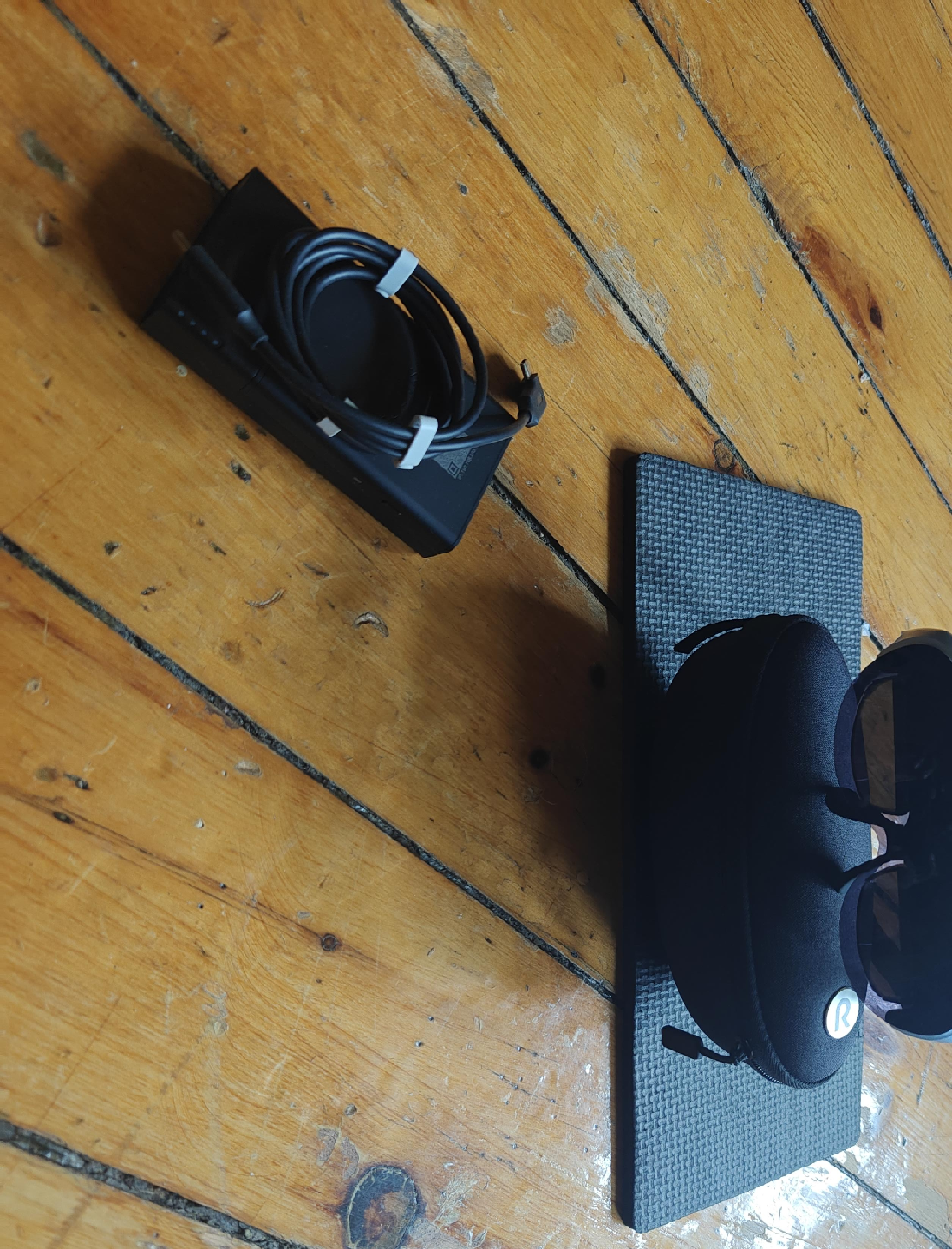 Rokid Air AR Glasses with Case & Charger thumbnail