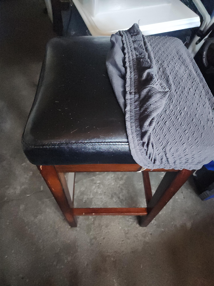 Set of 4 Black Leather Bar Stools thumbnail