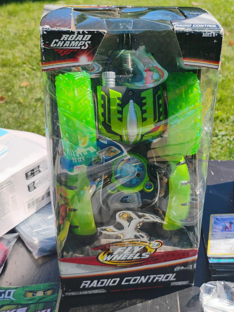 Road Champs Fly Wheels 2.0 Radio Control thumbnail