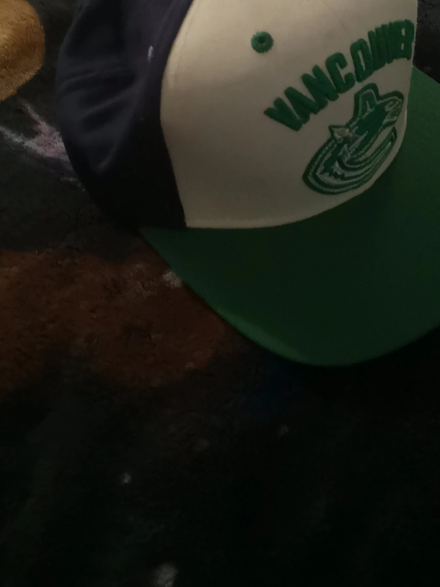 Vancouver Canucks Hat thumbnail
