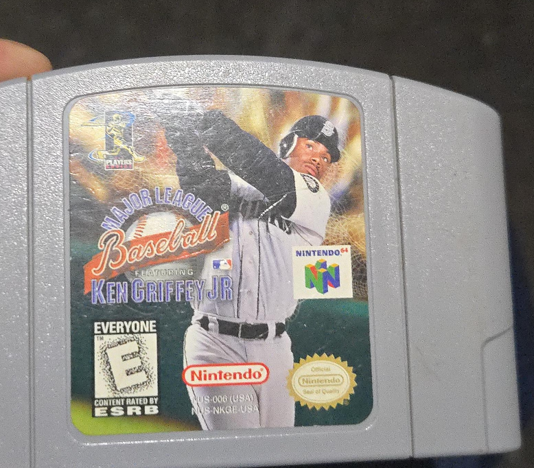 Major League Baseball feat. Ken Griffey Jr. N64 thumbnail