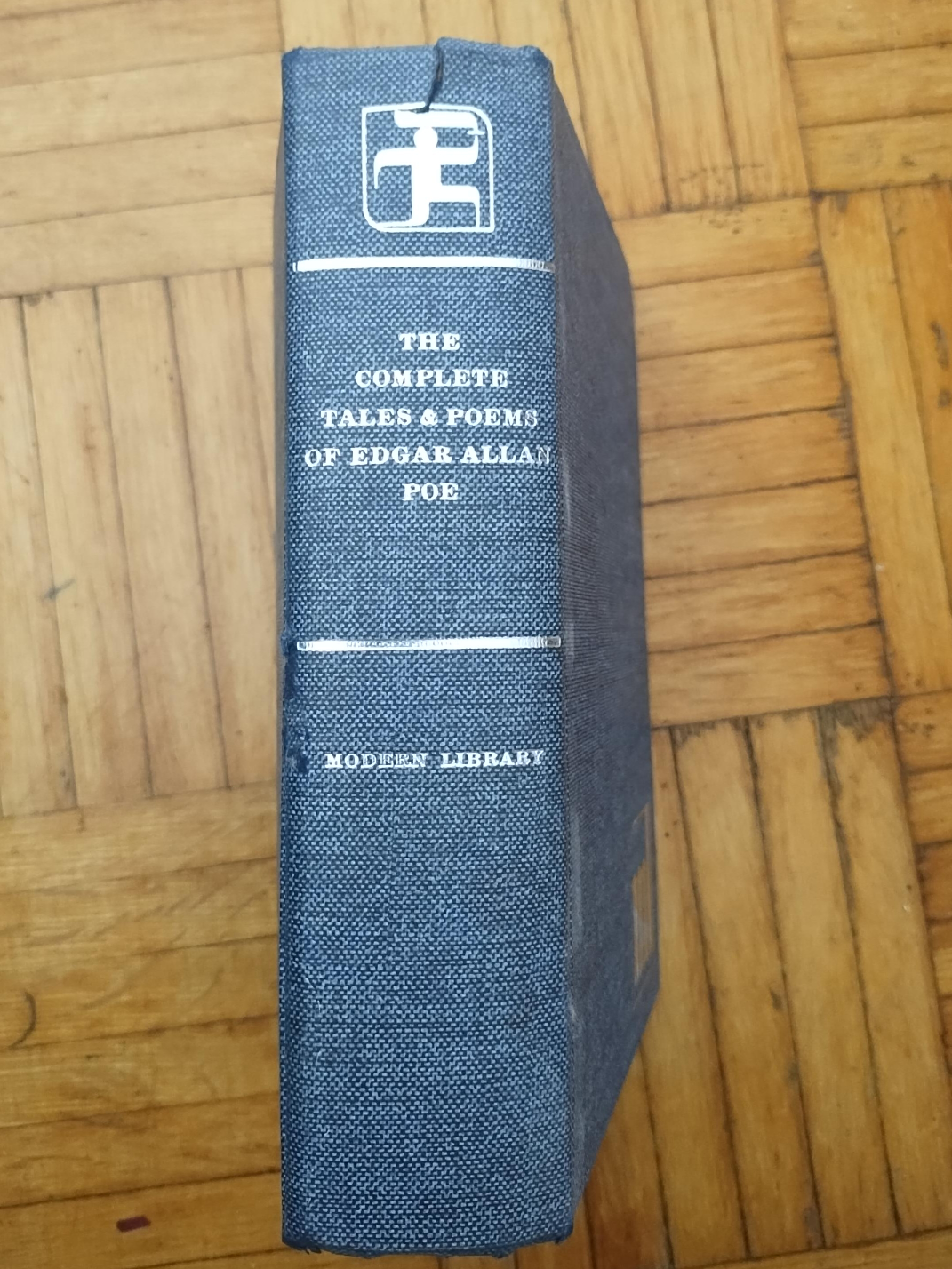 The Complete Tales & Poems of Edgar Allan Poe - Modern Library thumbnail