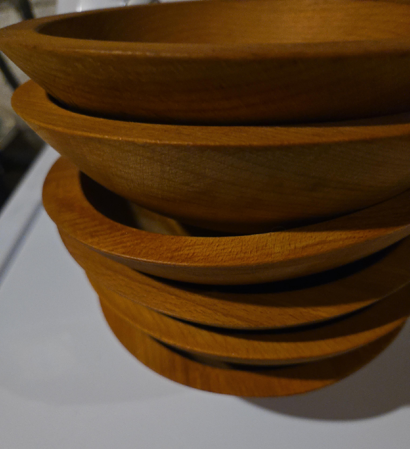 Set of Wood Bowls image indicator(1)