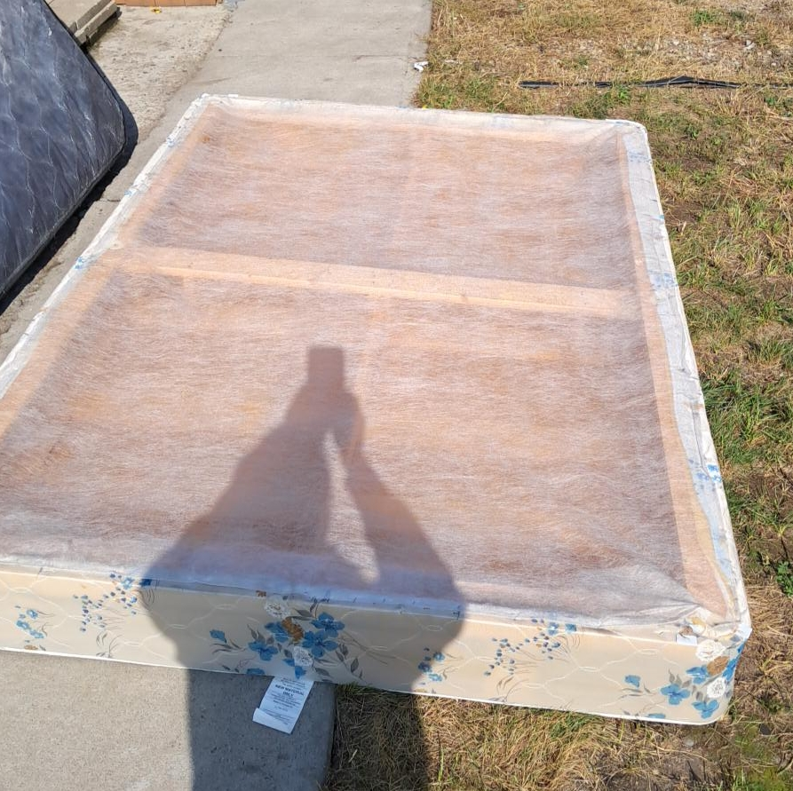 Double Size Box Spring thumbnail