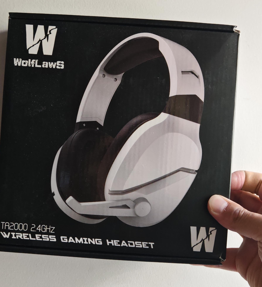 WolfLaws TA2000 2.4GHz Wireless Gaming Headset - White thumbnail