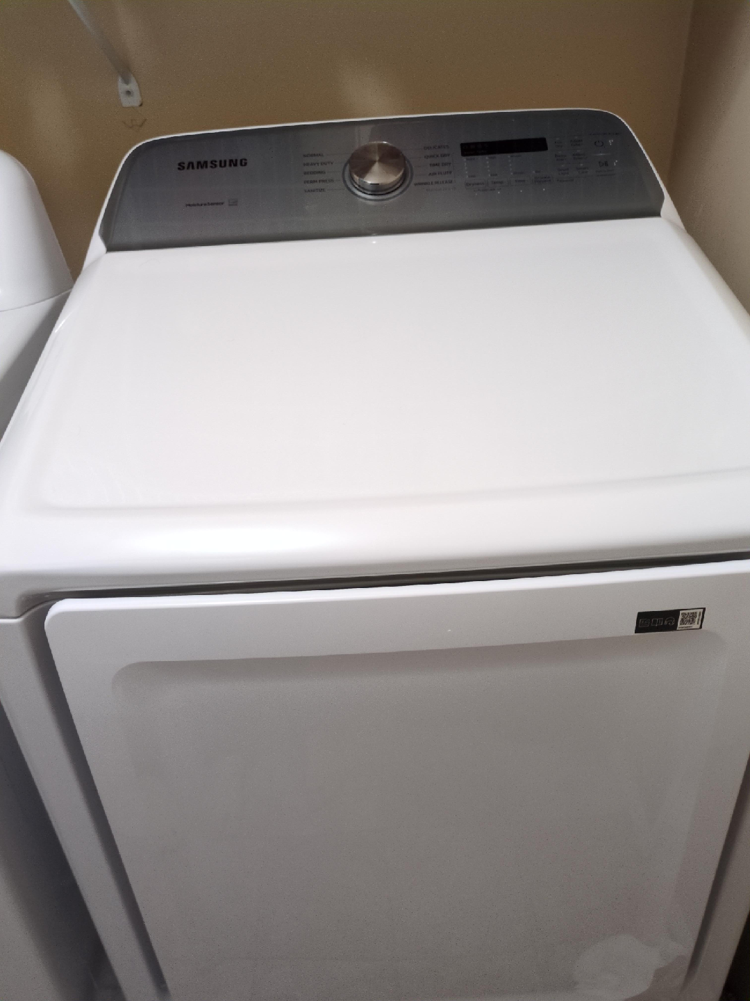 Samsung Dryer - White thumbnail