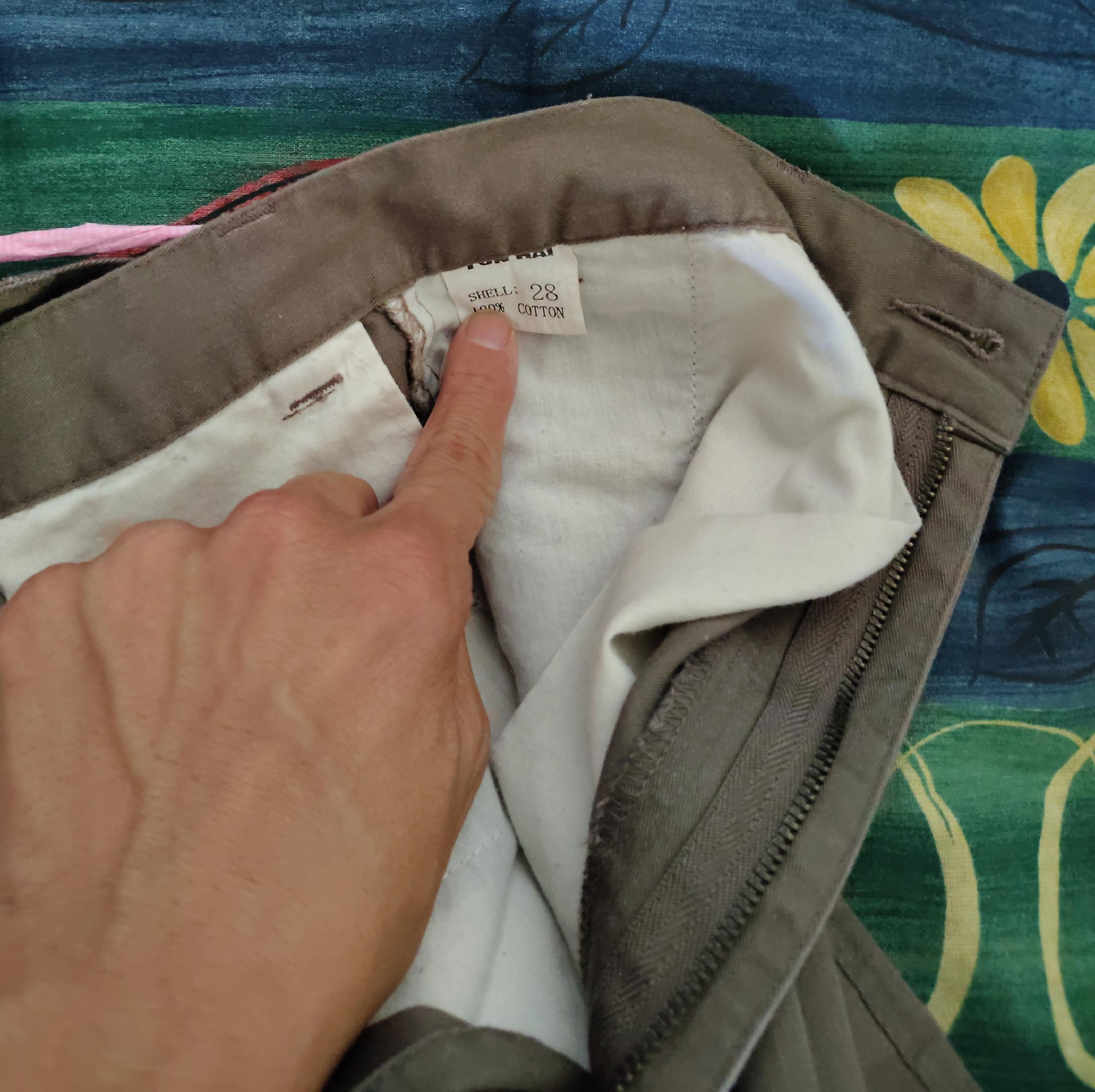 Size 28 Cotton Pants thumbnail