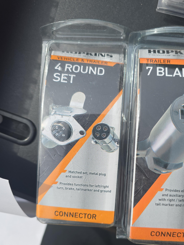 Hopkins Vehicle & Trailer 4 Round Connector Set thumbnail