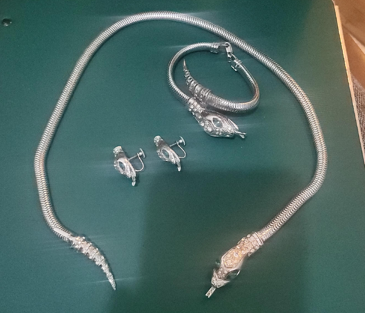 Vintage Snake Jewellery Set: Necklace, Bracelet, Earrings thumbnail
