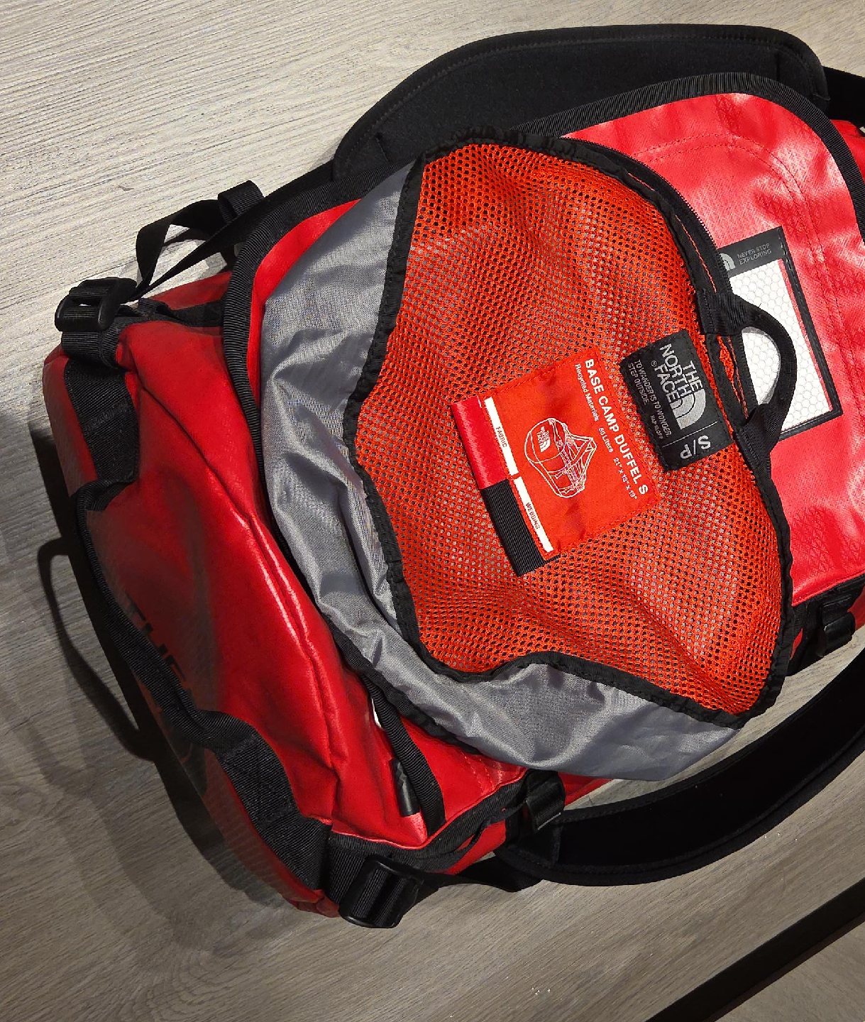 The North Face Base Camp Duffel S thumbnail