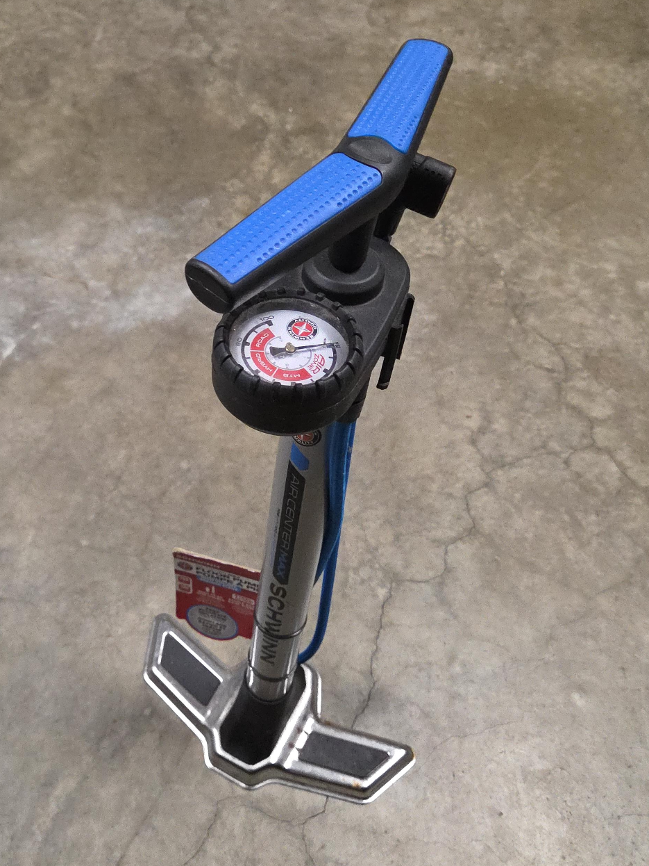 Schwinn Air Center Max Floor Bike Pump