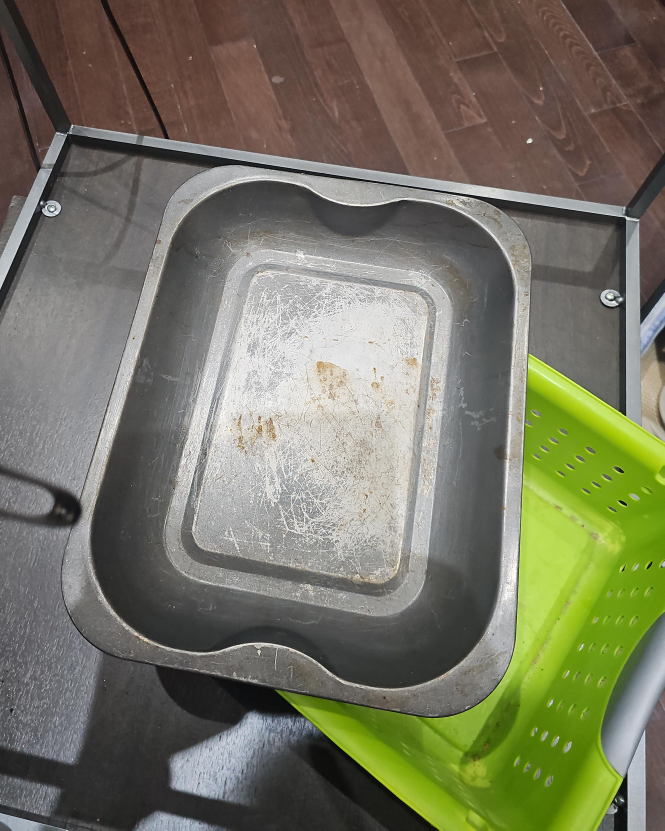 Used Baking / roasting  Pan image indicator(1)