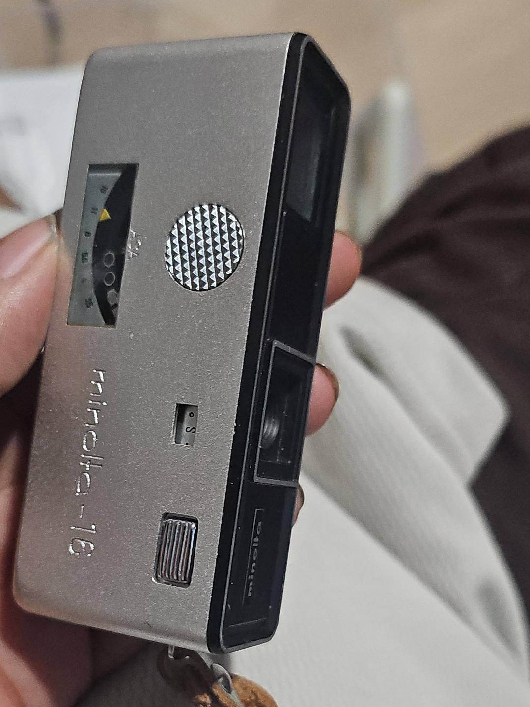 Minolta-16 Camera with Case image indicator(3)