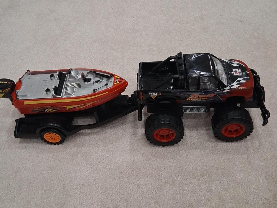 Total Trail Master Truck & Boat Toy thumbnail