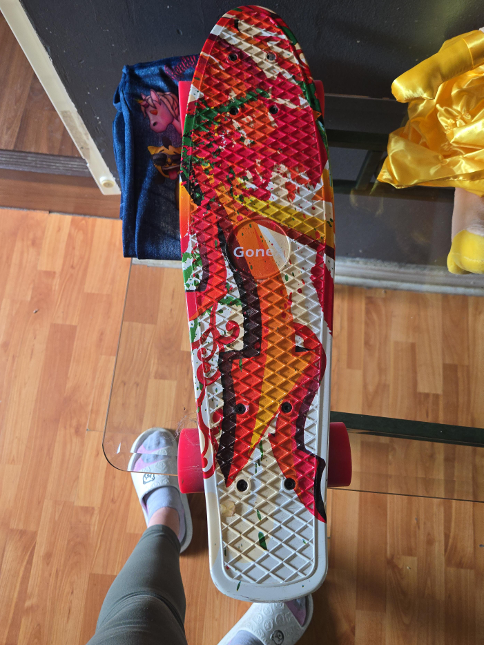 Gone Skateboard thumbnail