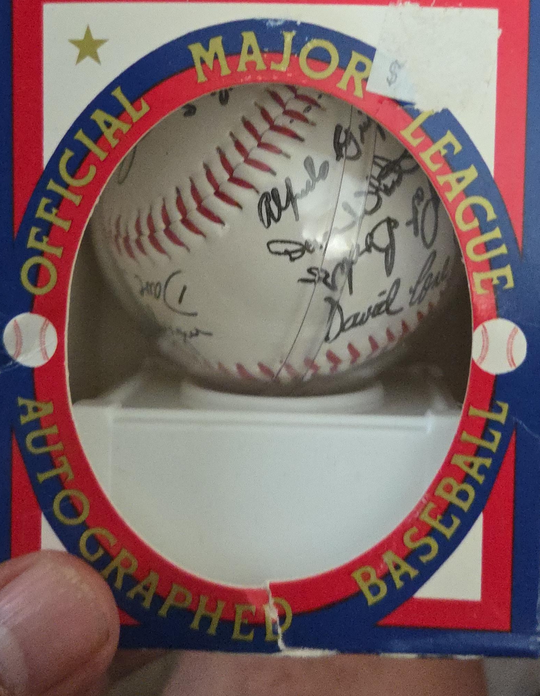 Official Major League Autographed Baseball thumbnail