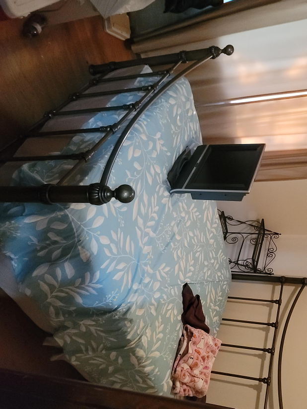 Queen size mattress and base mattress thumbnail