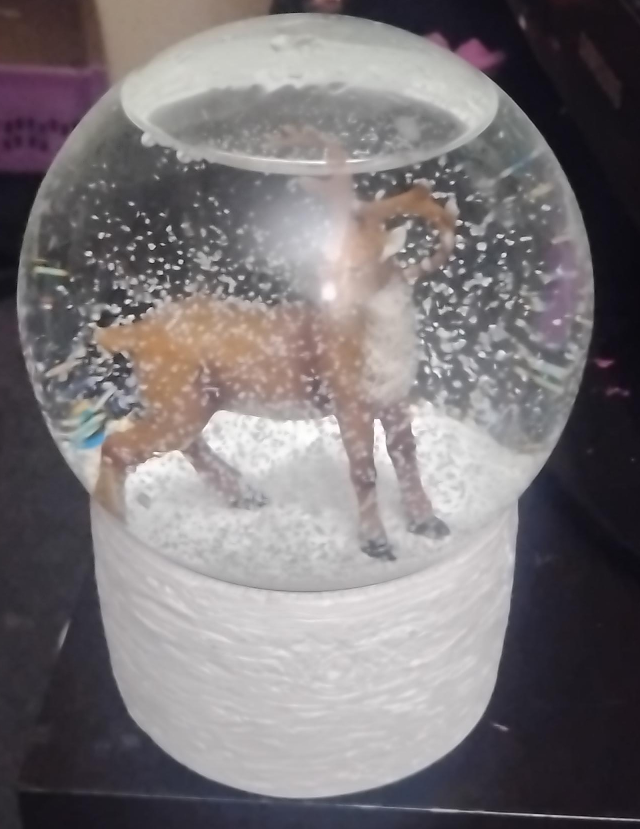 Deer Snow Globe thumbnail