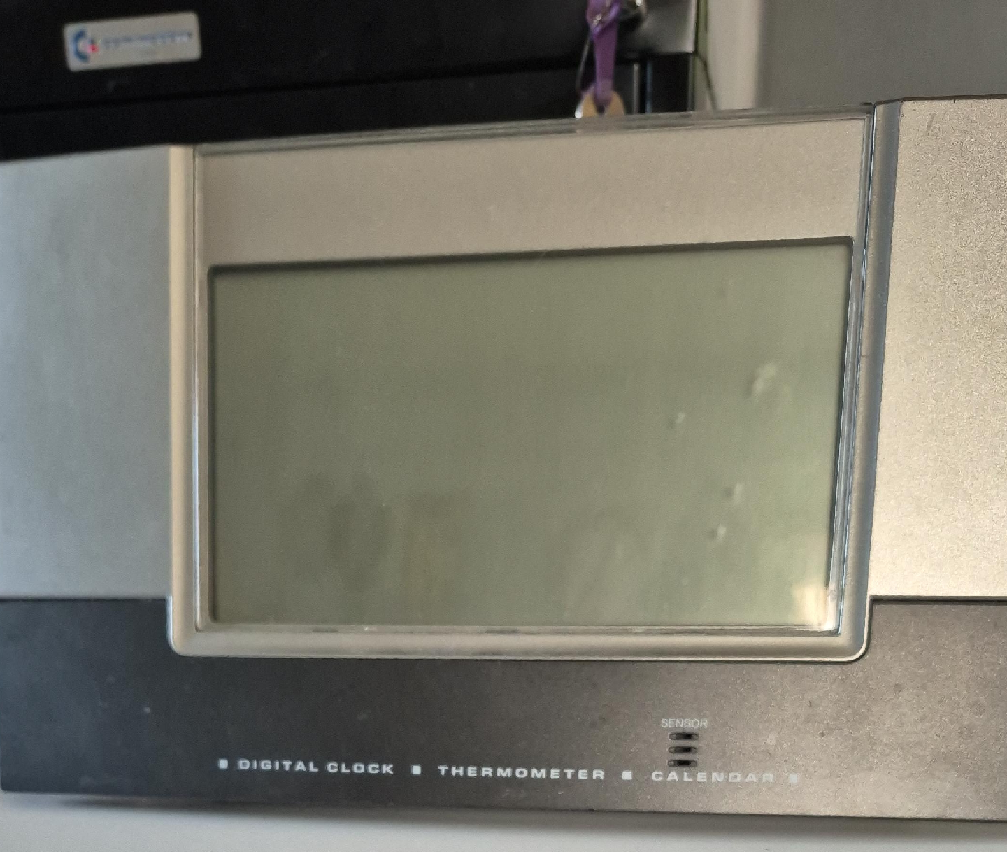 Digital Clock Thermometer Calendar thumbnail