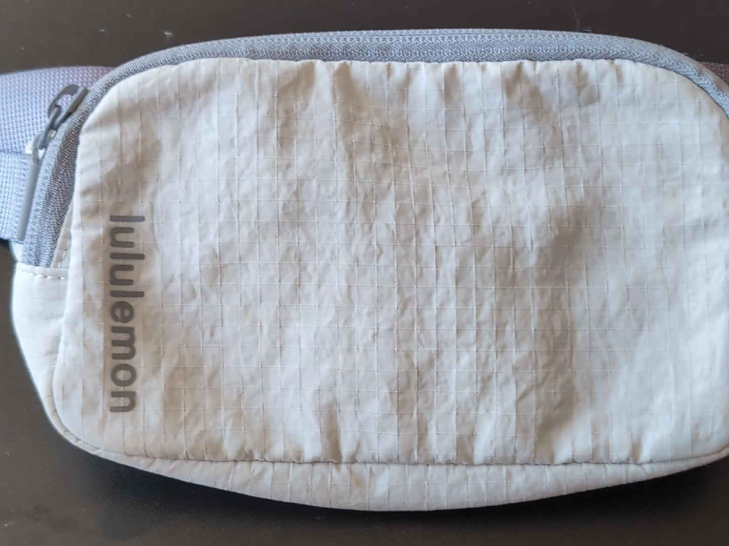 Lululemon Everywhere Belt Bag Mini - Off white & Gray thumbnail