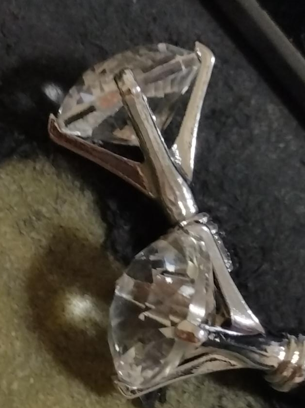 Fake diamonds thumbnail