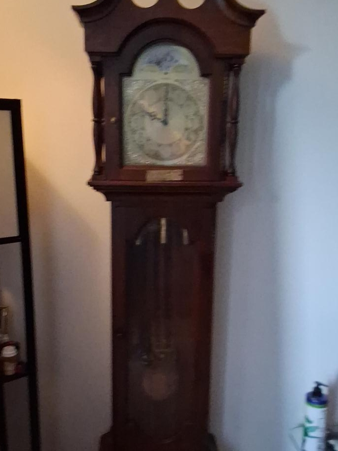 Grandfather Clock - Vintage Style thumbnail
