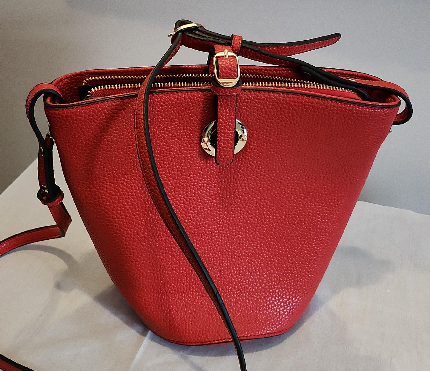 Red Bucket Bag olsen thumbnail