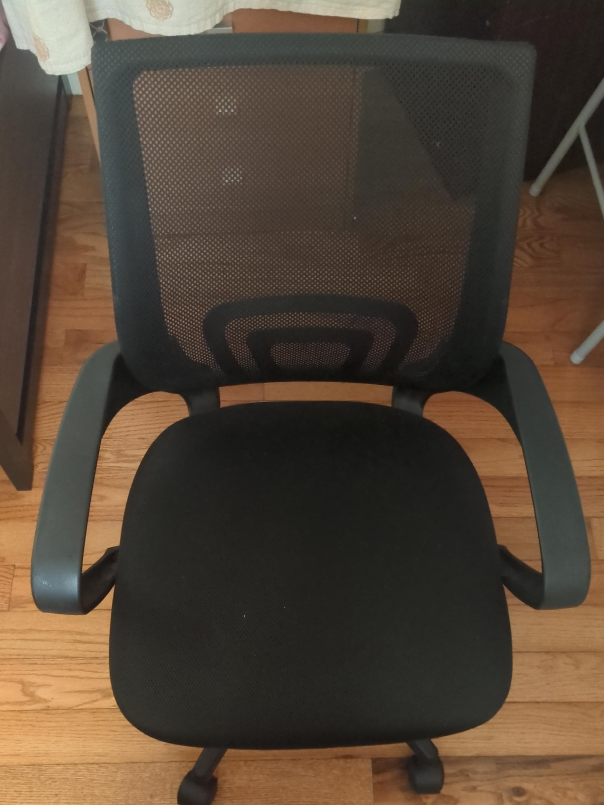 Black Mesh Office Chair thumbnail