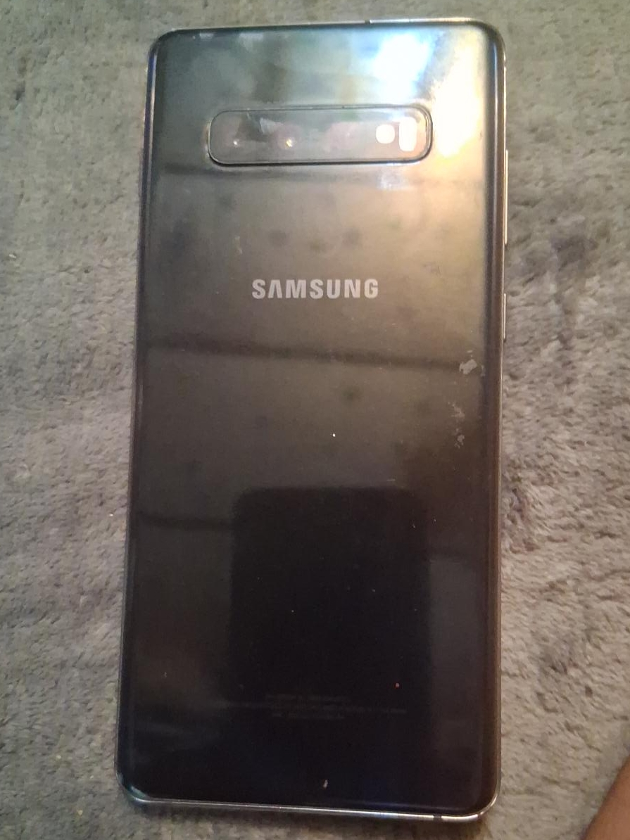 Samsung S10+