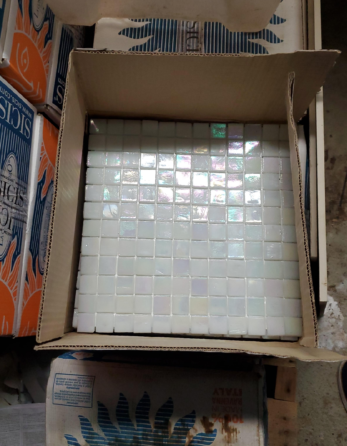 SICIS La Compagnia Dell'oro Murano Glass Tiles thumbnail