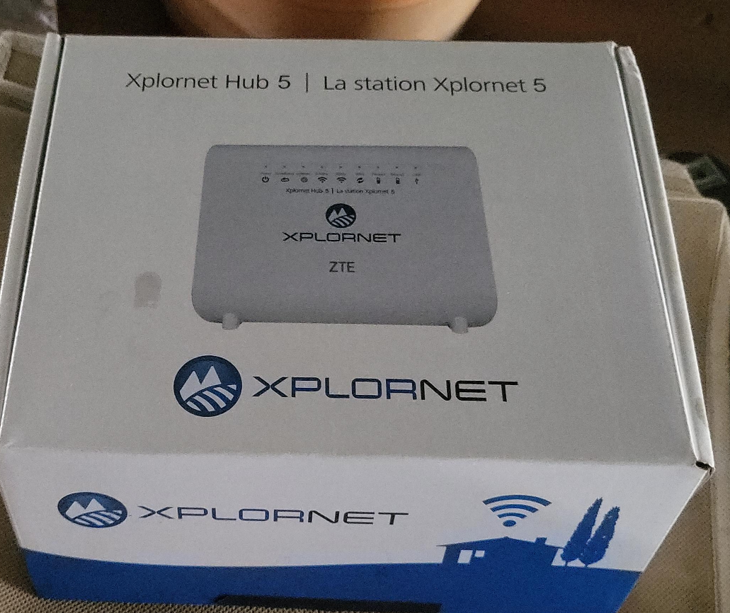 Xplornet Hub 5 Router - Like New! thumbnail