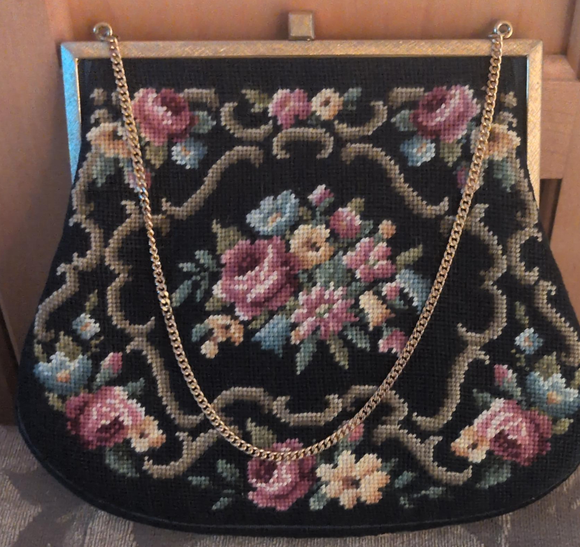 Vintage Floral Tapestry Handbag thumbnail