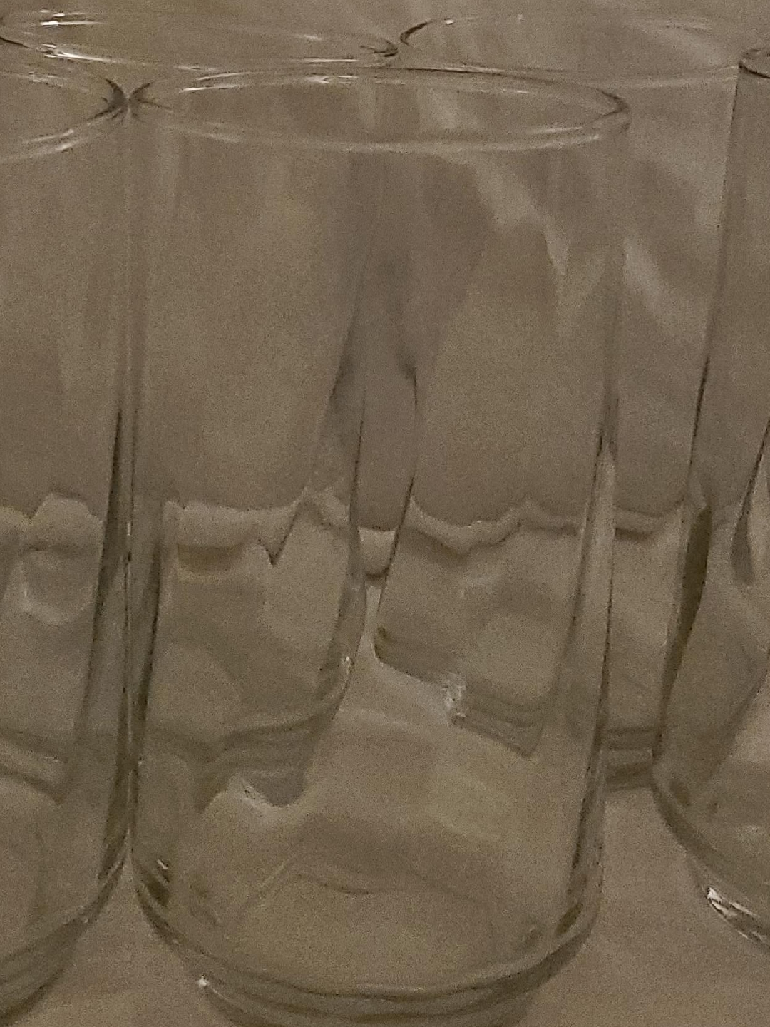Set of 6 Clear Drinking Glasses thumbnail