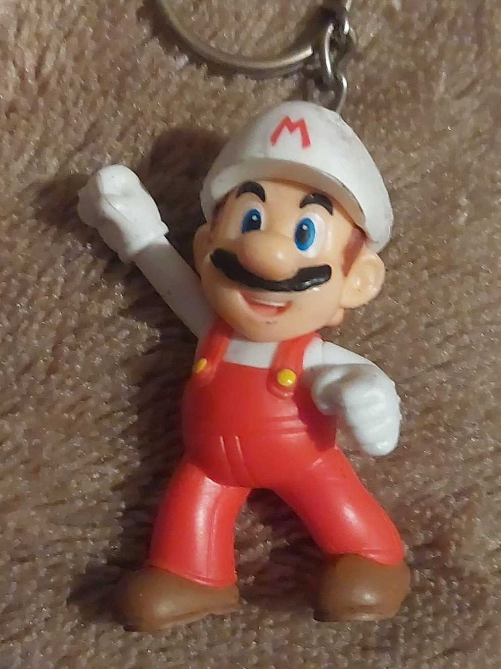 Mario Keychain Figurine thumbnail