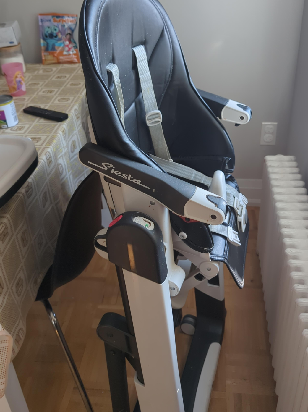 Peg Perego Siesta High Chair - Black thumbnail