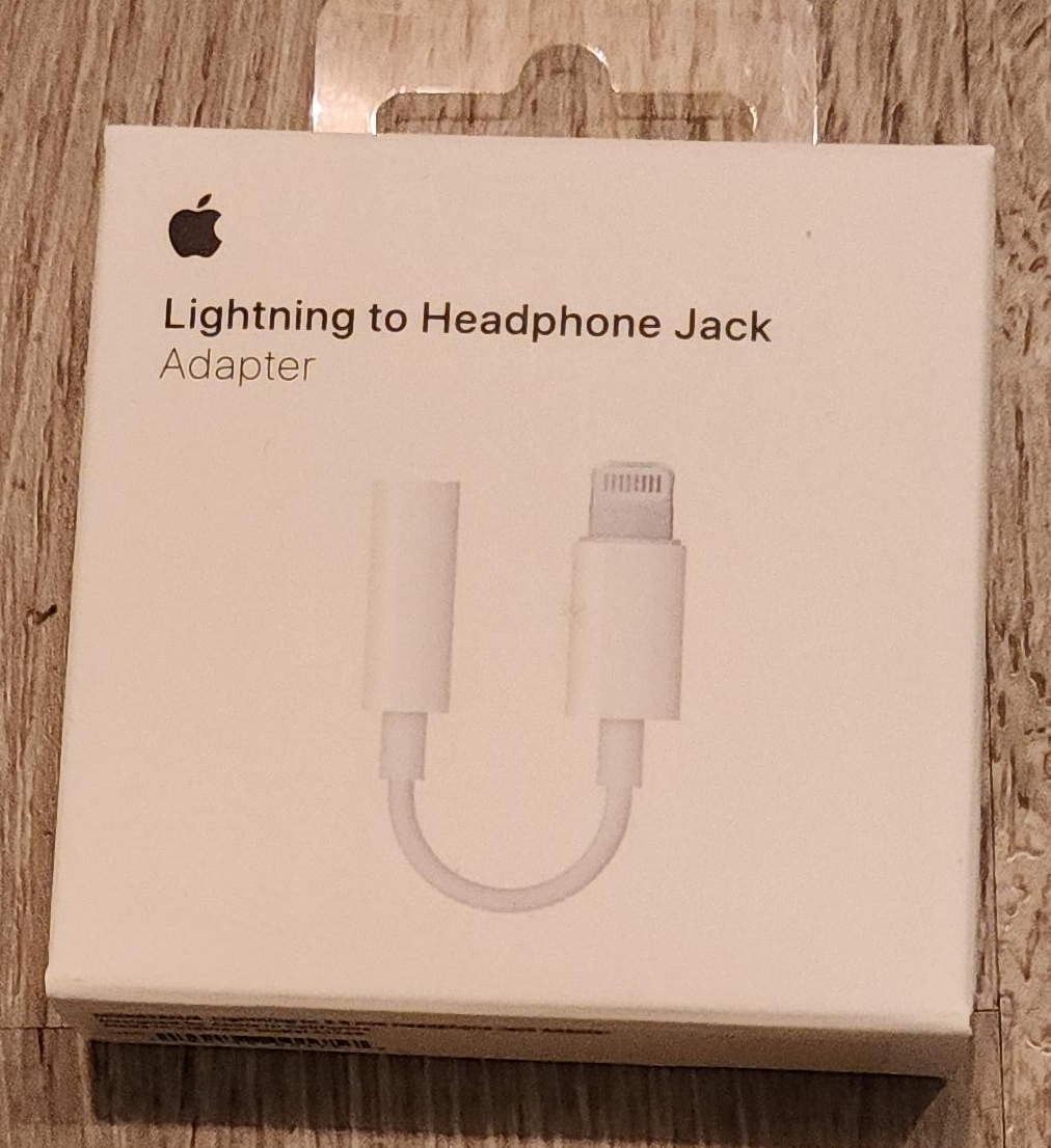 Apple Lightning to Headphone Jack Adapter - New and used thumbnail